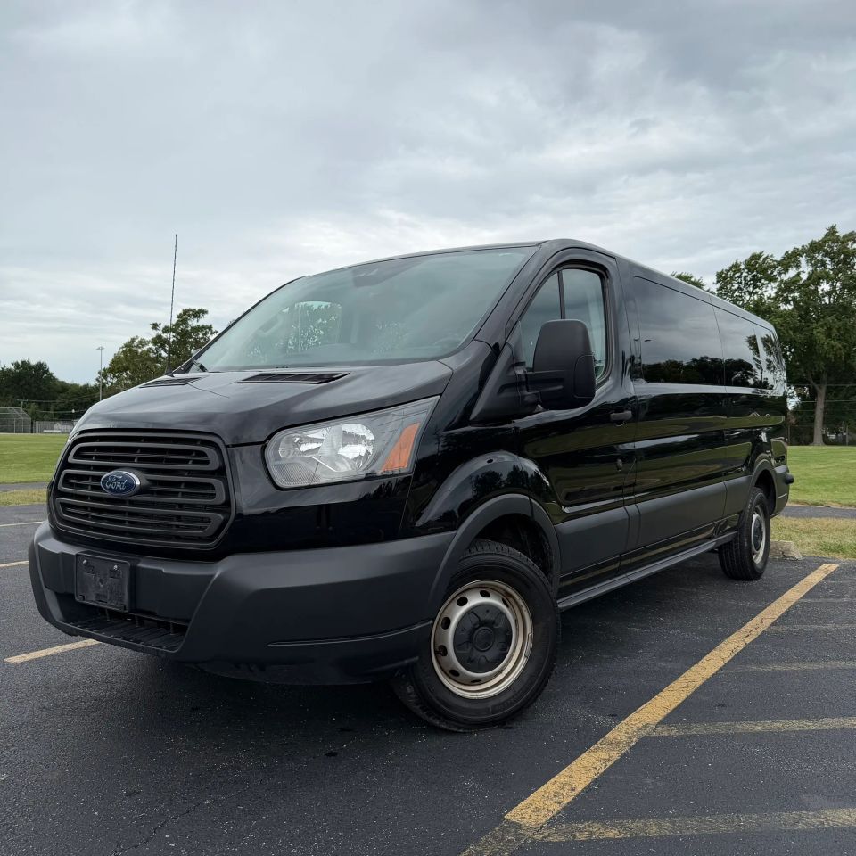 ford transit wagon 2018 1FBZX2ZM8JKB52963 image ford transit wagon 2018 1FBZX2ZM8JKB52963 image